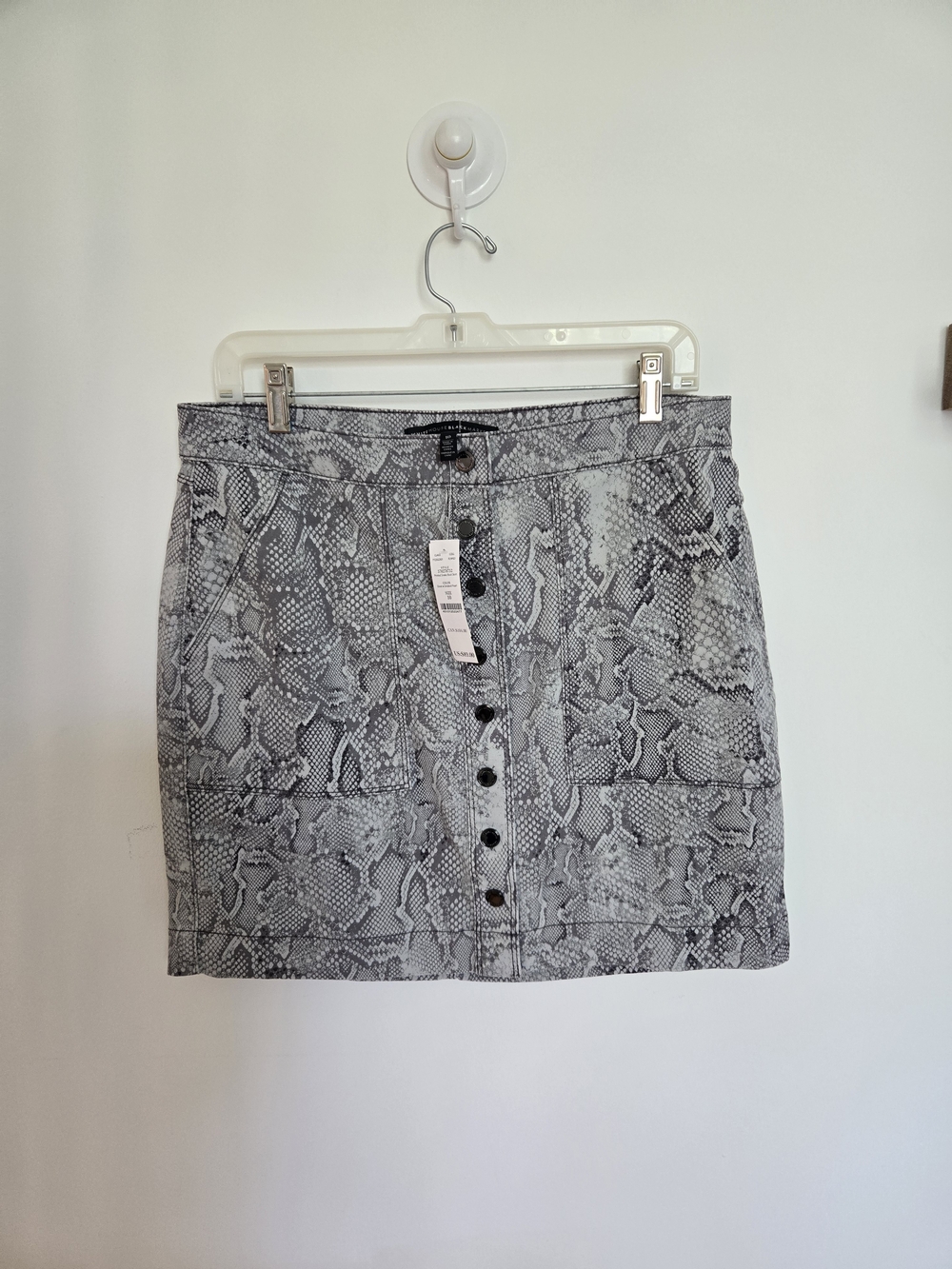 White House Black Market Gray Snake-Print Button Front Mini Skirt Womens Size 10 - Picture 5 of 9